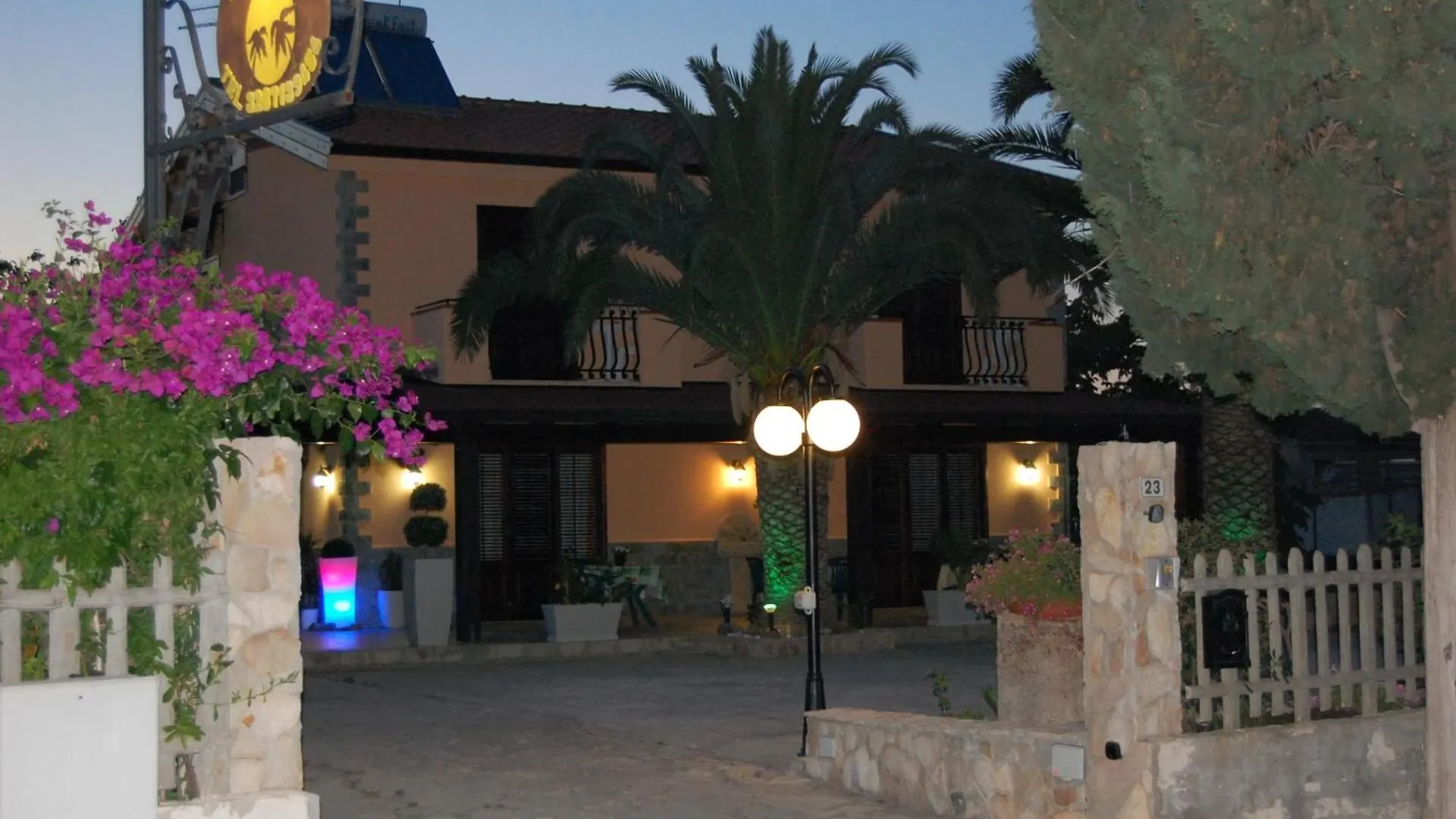 Sunrise Bed & Breakfast Lascari